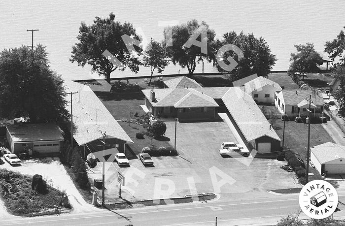 Lakeview Motel (OYO Hotel Lakeview) - 1983 Photo (newer photo)